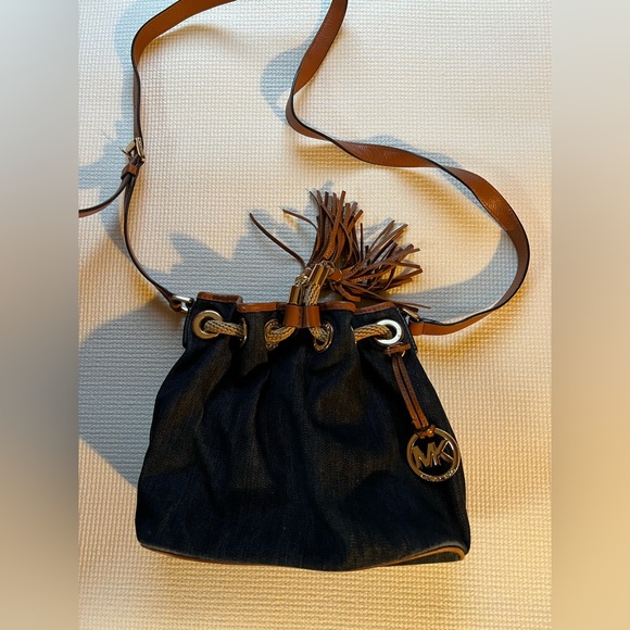 Michael Korh purse!! - Picture 1 of 4